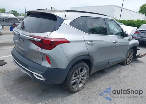 2021 Kia Seltos S из США, поврежденный, VIN KNDEUCAA9M7084593